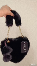 Load image into Gallery viewer, Heart Shaped Faux Fluff Purse
